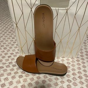Vionic Slide Sandal